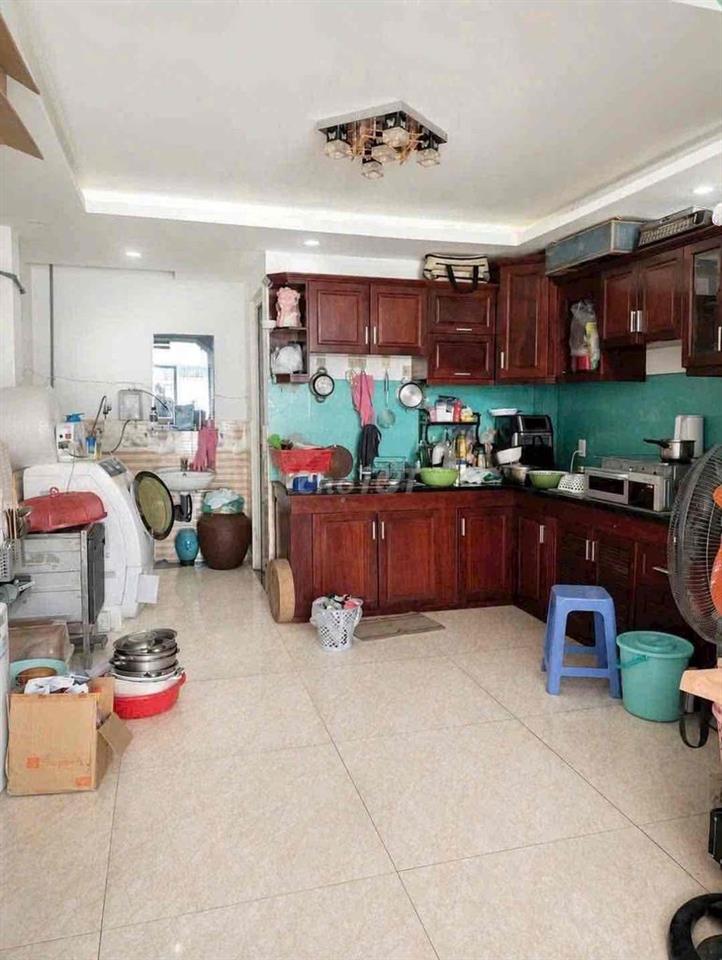 Nhà 5 tầng - Hẻm 8m - cách mt Lê Đức Thọ 50m