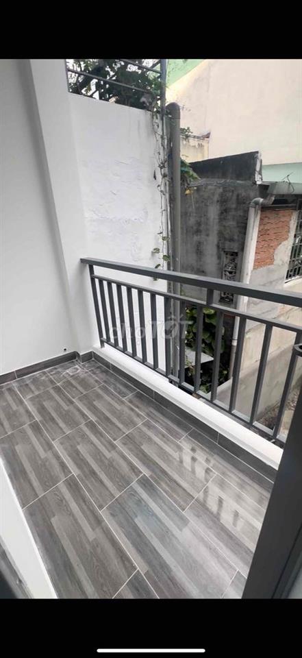 miễn phí tiền phòng tháng 8. Phòng mới xây gần iuh, cđ bách khoa
