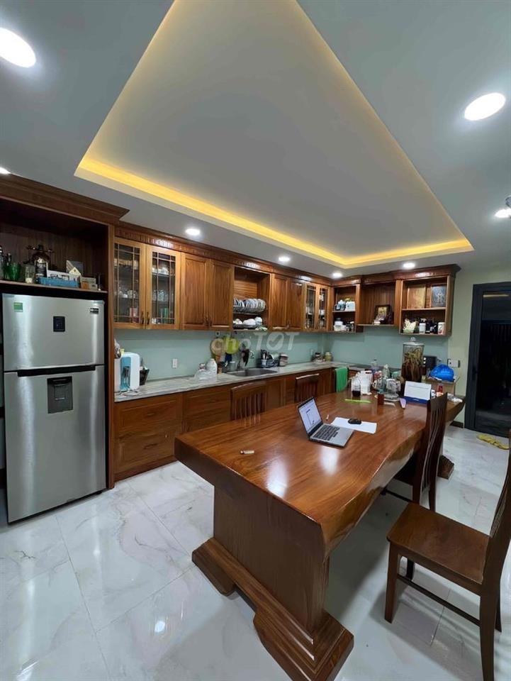 Bán nhà HXH MINH PHỤNG Q.11 , 35m2 , 3 Tầng , Cách 1 Căn ra mặt tiền
