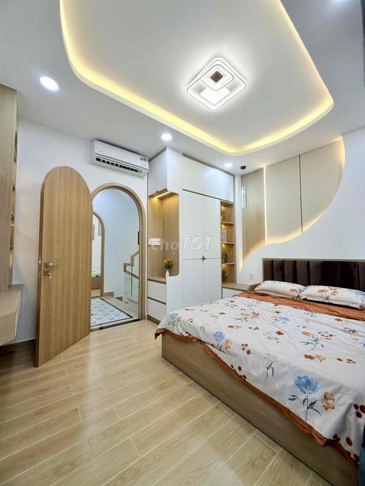 Hẻm 4m Trường Sa Q.3 , Ngang 4,2m , 3 Tầng 3PN , Nhỉnh 7Ty