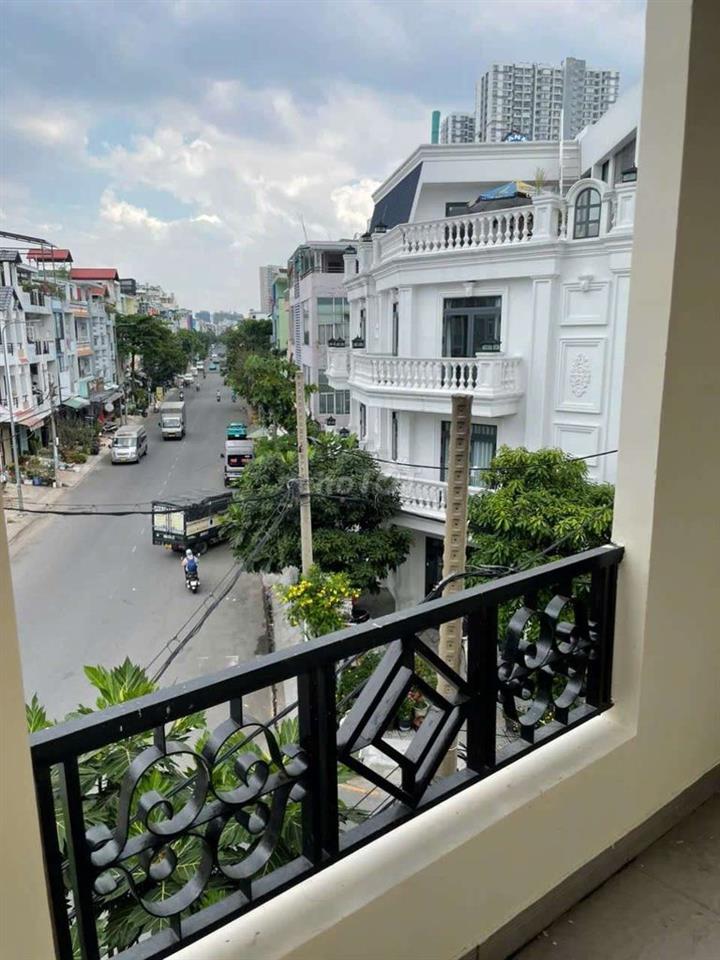 Sang nhượng phòng trọ rộng rãi thoáng mát