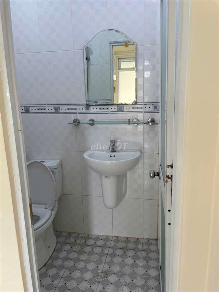 Sang nhượng phòng trọ rộng rãi thoáng mát