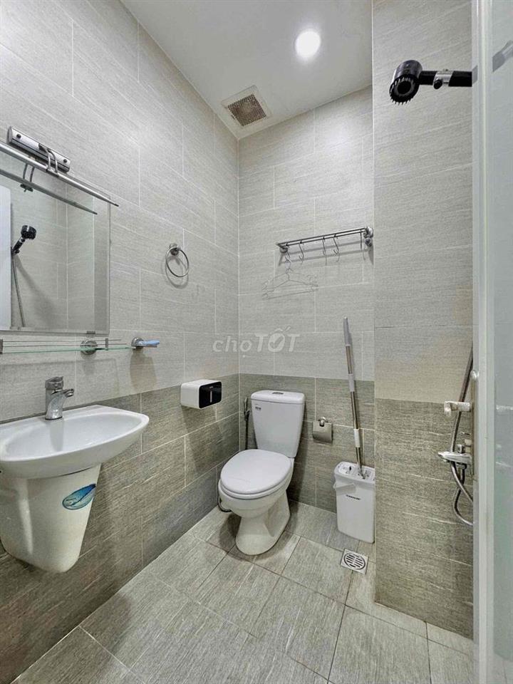 Trống 1P studio 4tr2 view đẹp p cuối cùng ở Nguyễn Hồng Đào, P14