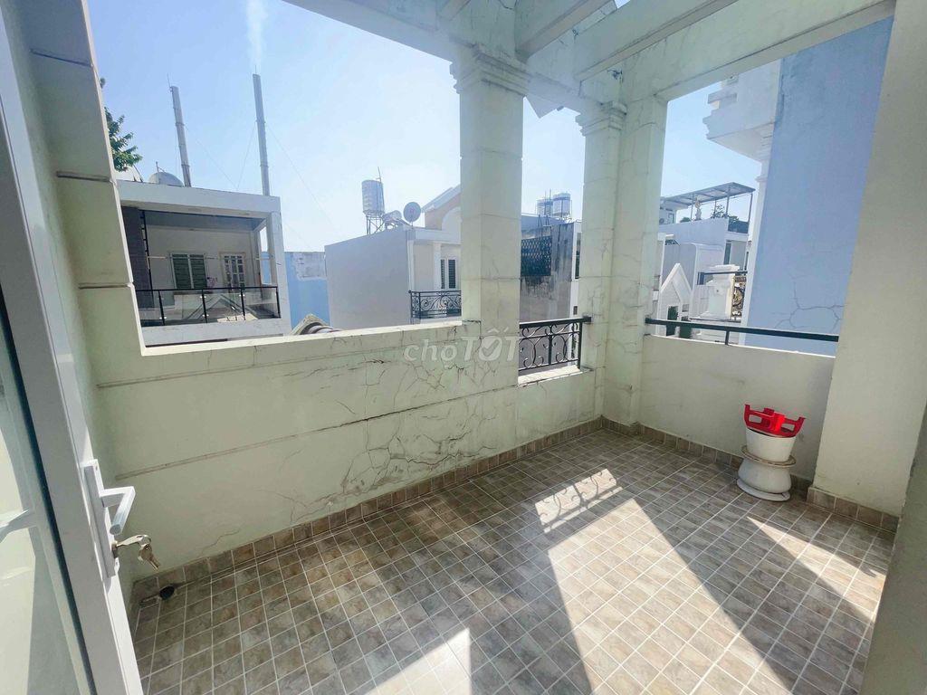 Cho thuê nhà nguyên căn, HXH 7m Tô Hiệu, DTSD 230m2, 1 PK, 1 bếp, 5PN,
