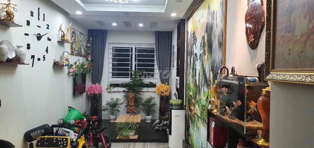 Cần bán hoặc trả góp căn hộ chính chủ ( căn góc )