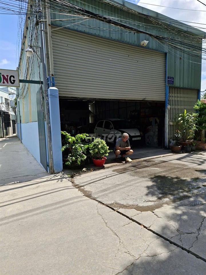 Nhà xưởng Bình Dương, kinh doanh hay ở đều tốt, sát bờ sông Sài Gòn
