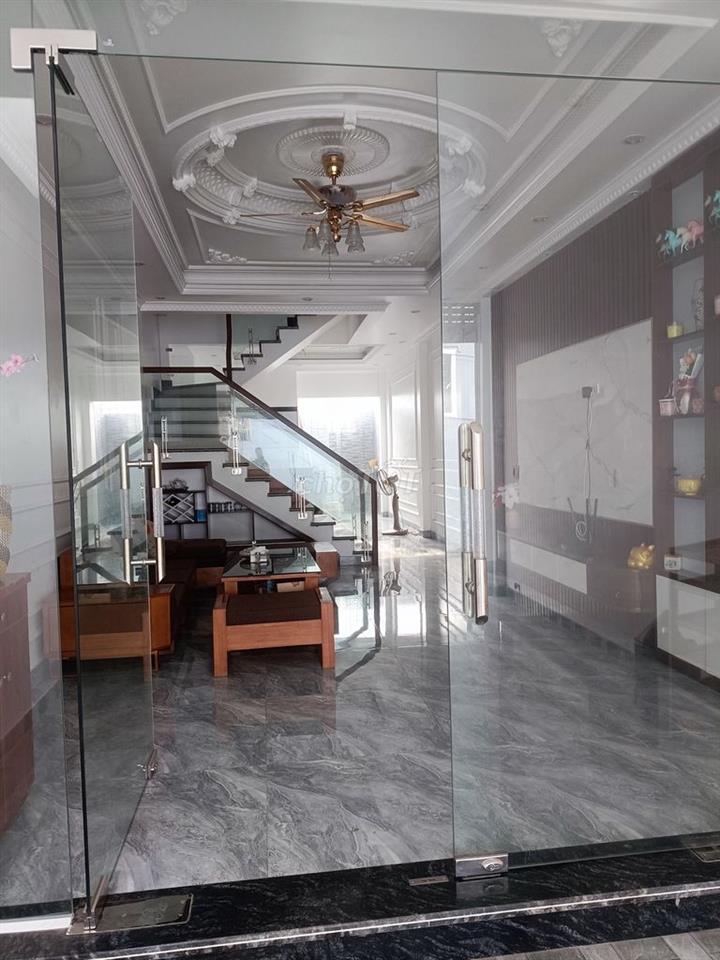 Nhà mới 3 ngủ, 3WC, gara ôtô, Cách Hạ An Duơng