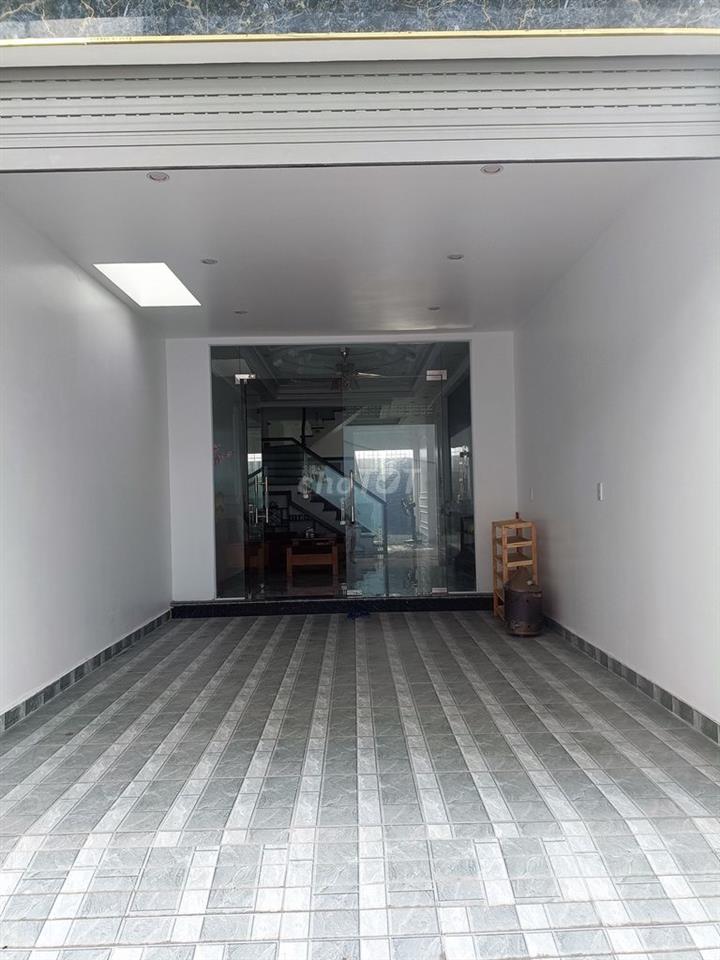 Nhà mới 3 ngủ, 3WC, gara ôtô, Cách Hạ An Duơng