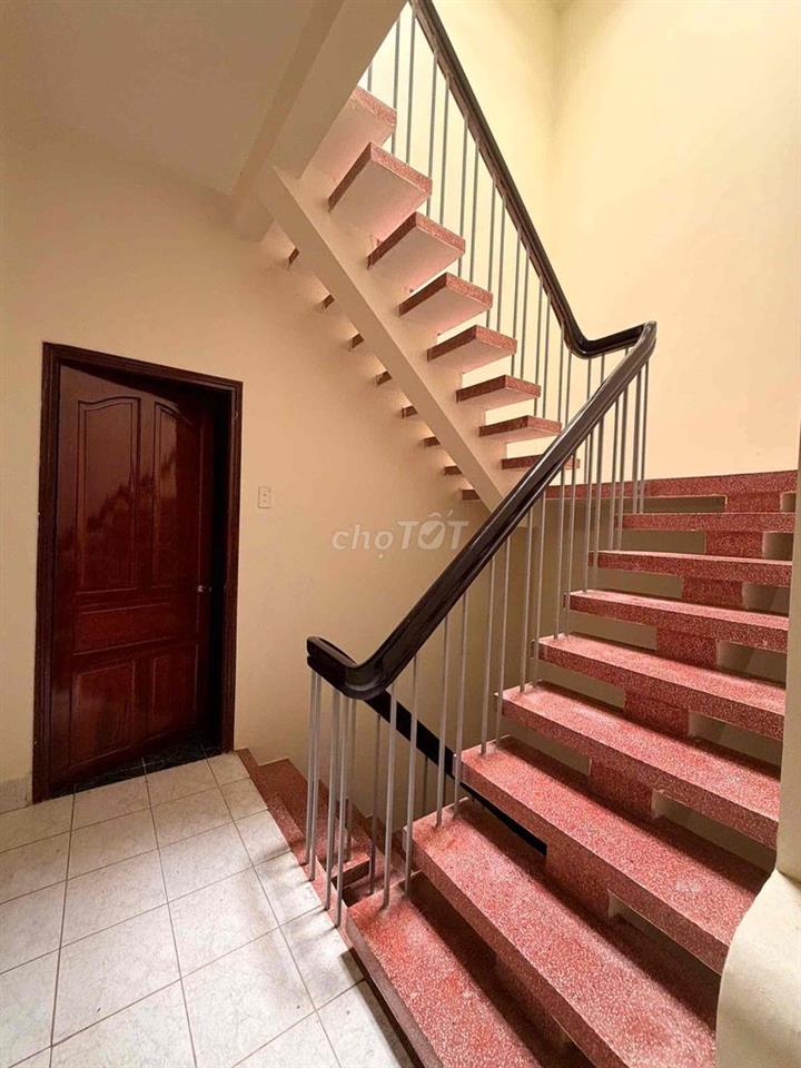 🏡 Bán Nhà Mặt Tiền Đường Lớn – Vị Trí Đẹp, Kinh Doanh Tốt – 3 Tấm Đúc