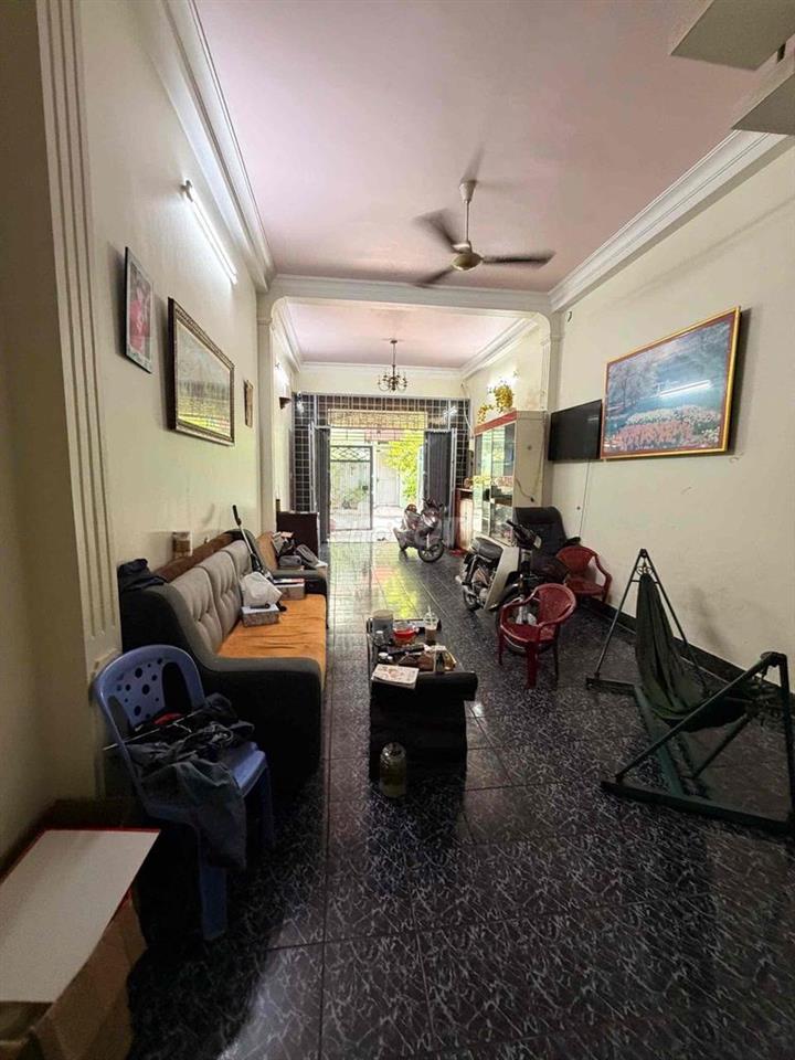 🏡 Bán Nhà Mặt Tiền Đường Lớn – Vị Trí Đẹp, Kinh Doanh Tốt – 3 Tấm Đúc