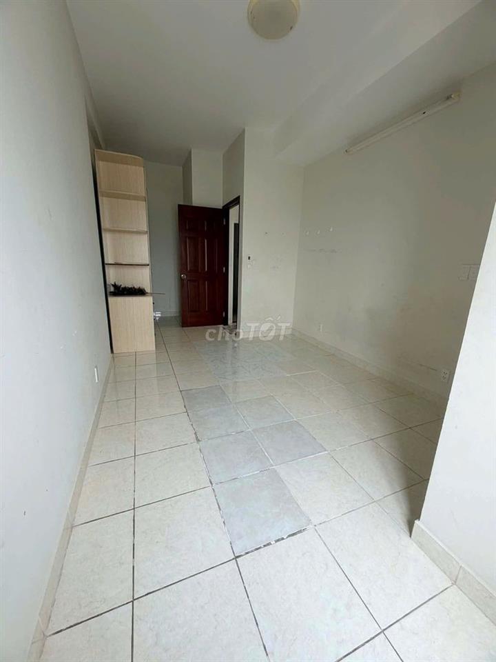 Căn hộ chung cư  Nguyễn Kim Quận 10 view đẹp rê