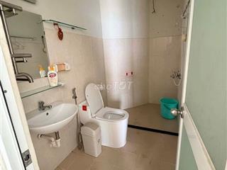 Căn hộ chung cư  Nguyễn Kim Quận 10 view đẹp rê