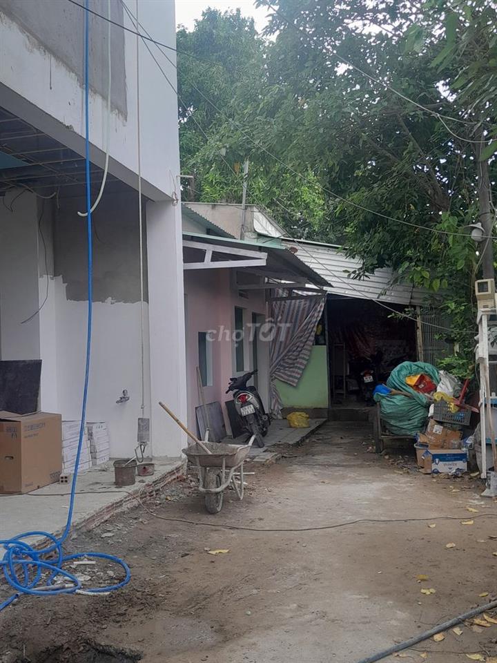 Bán nhà chợ thủ đức