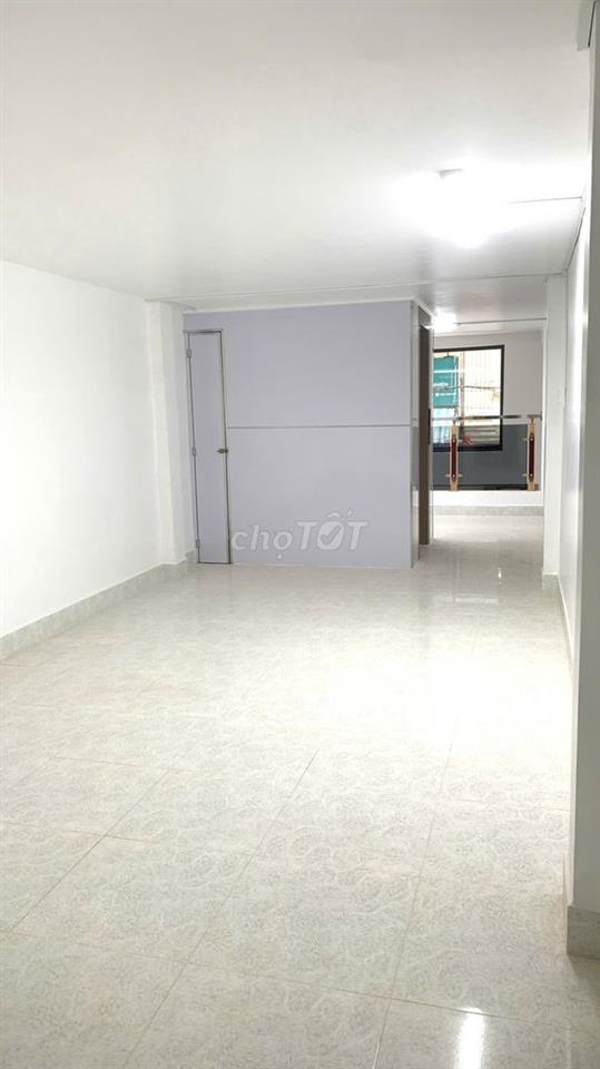 BÁN NHÀ HXH 221 VÕ VĂN TẦN – 81M² – THANG MÁY – NỞ HẬU