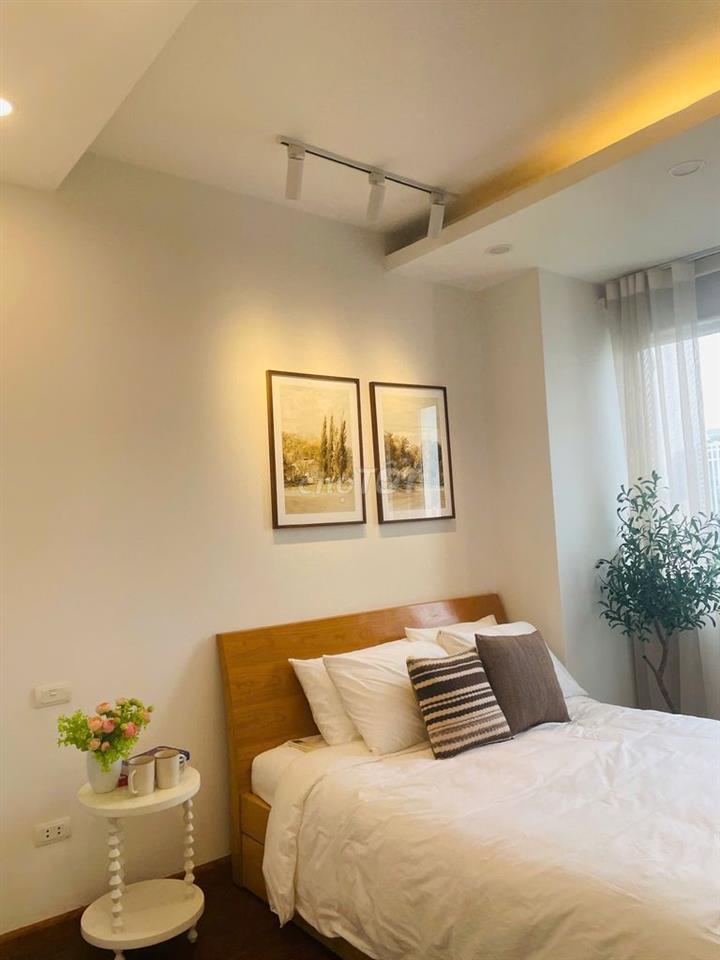 Cho thuê căn hộ 3PN ở CT2A khu ĐTM Nghĩa Đô, sát Starlake, 106 HQV 