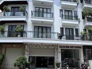 cần bán nhà