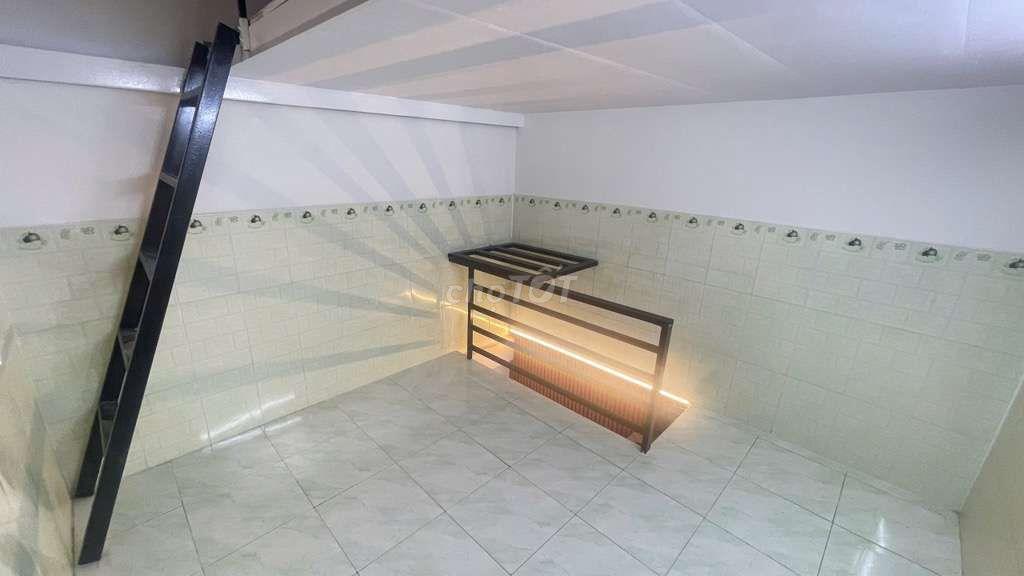 NHÀ SÁT LÊ VĂN QUỚI