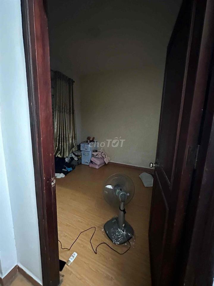 Tìm 1-2 NỮ ở 1PN trong căn 2PN 2WC Lạc Long Quân
