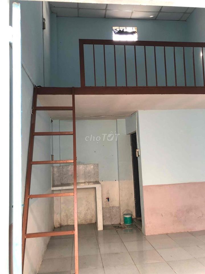 phòng trọ có gác lửng