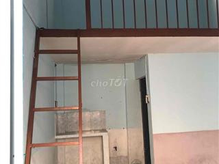 phòng trọ có gác lửng