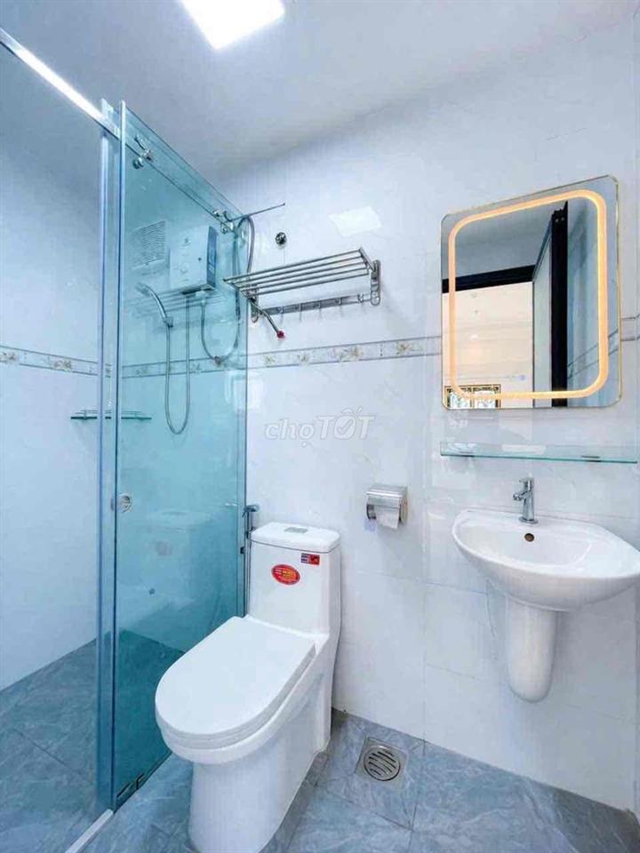 Căn Hộ Ban Công Mặt Tiền Đường Lâm Văn Bền