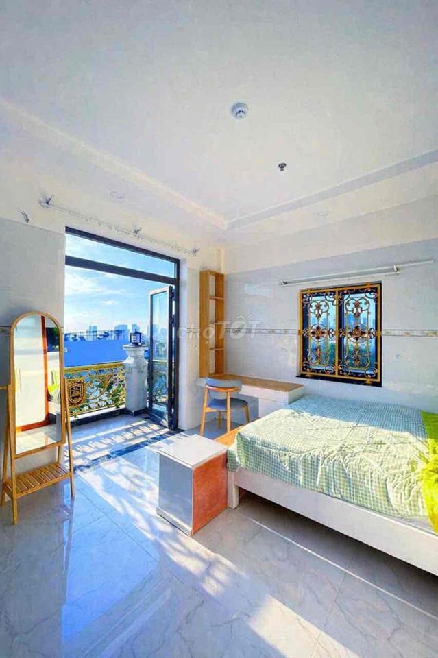 Căn Hộ Ban Công Mặt Tiền Đường Lâm Văn Bền