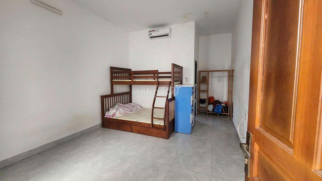 Gấp cho thuê phòng Gần Đỗ Xuân Hợp