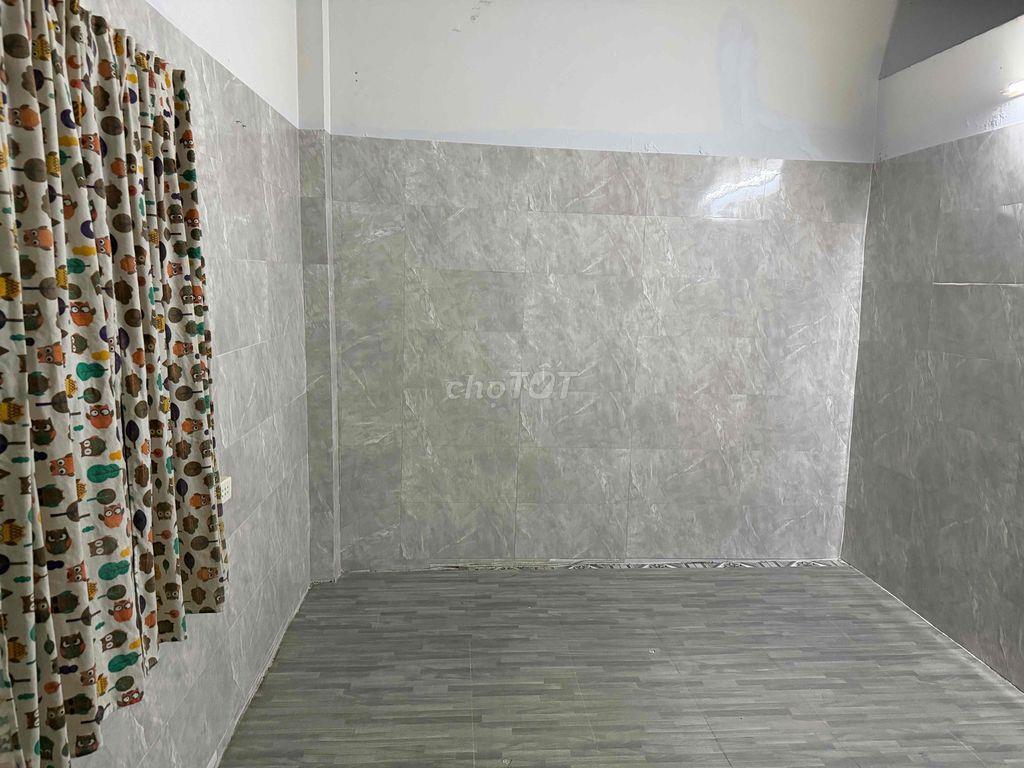 Cho thuê phòng trống. Tôn Đản,Q4