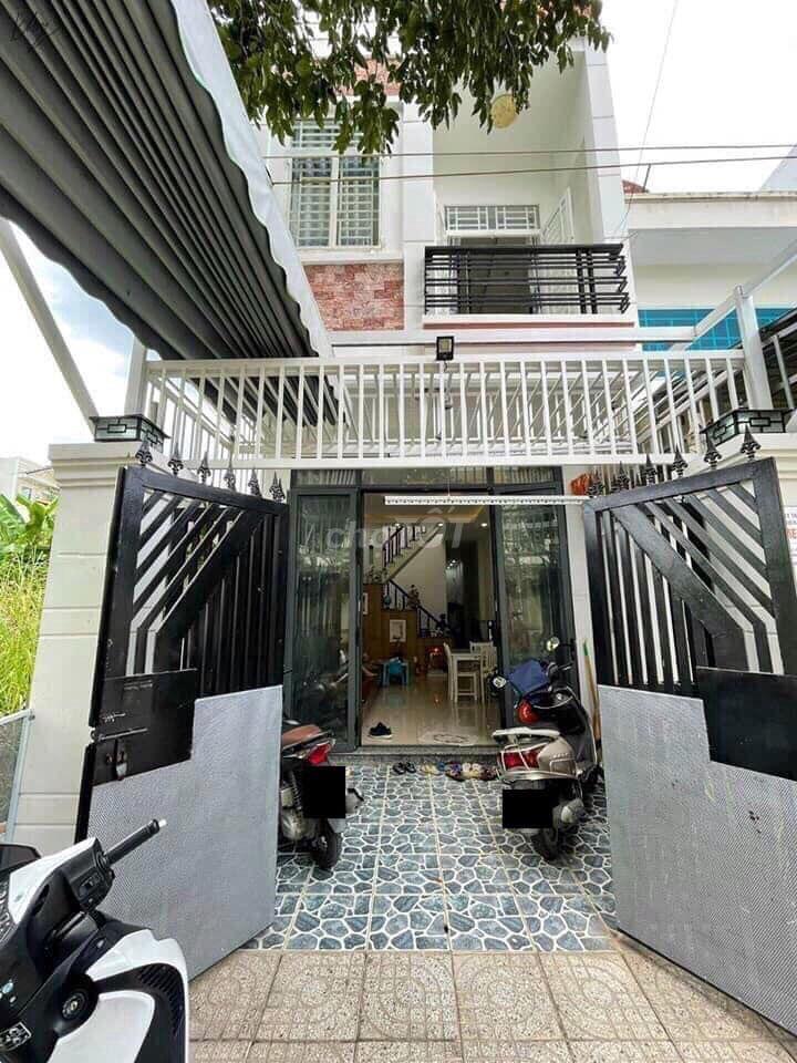 Cần Bán 1 căn nhà Quốc Lộ 50 Bình Chánh 