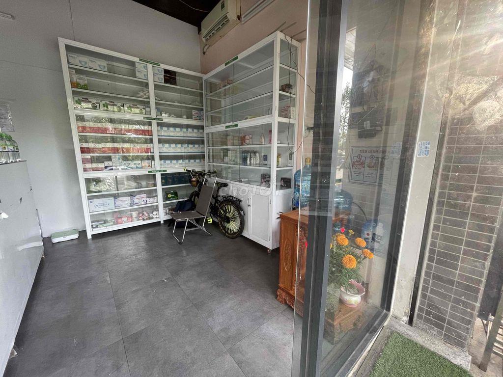 Sang rẻ Nhà Thuốc