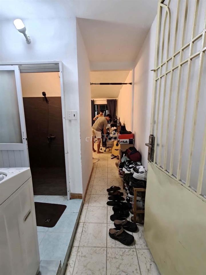Share phòng trống trong cư xá thanh đa