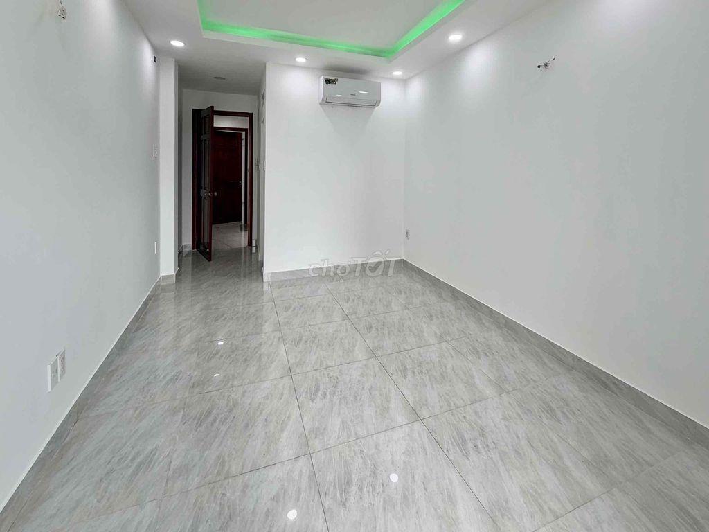 CẦN BÁN NHÀ 4 LẦU, 7 PHÒNG, 6 TOLET, HẺM XE HƠI QUAY ĐẦU, PHÚ NHUẬN
