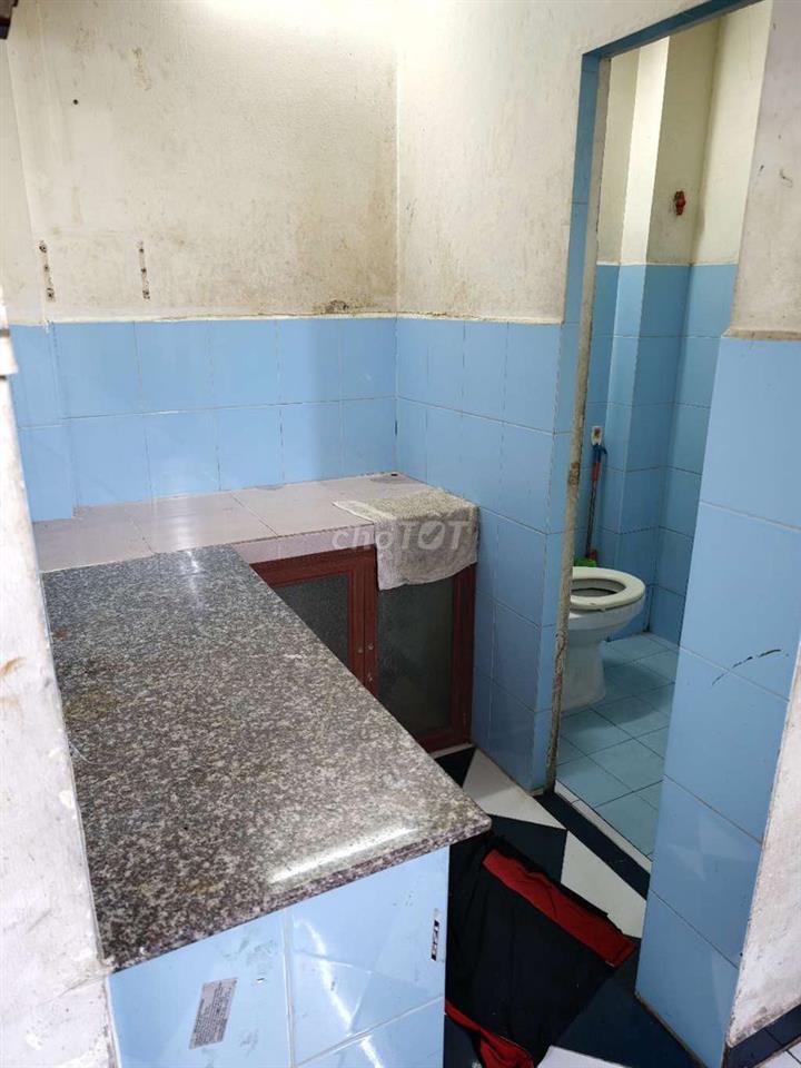 Bán nhà nhỏ cấp 4 Phú Nhuận