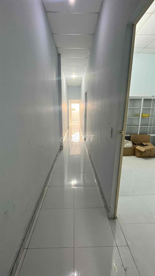 nhà khu sầm uất , đủ tiện ít , giá thương lượng