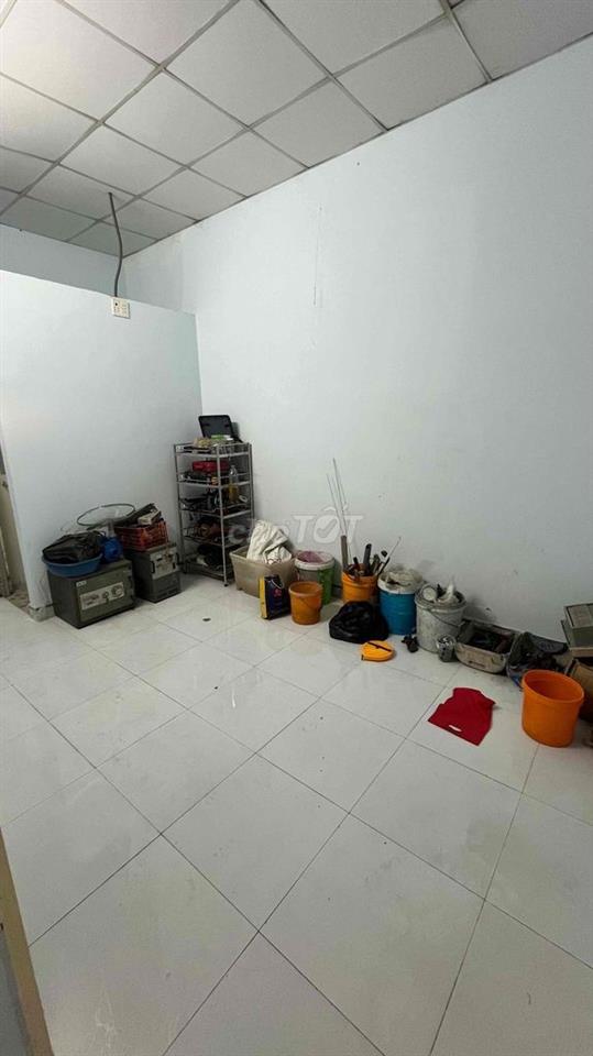 nhà khu sầm uất , đủ tiện ít , giá thương lượng