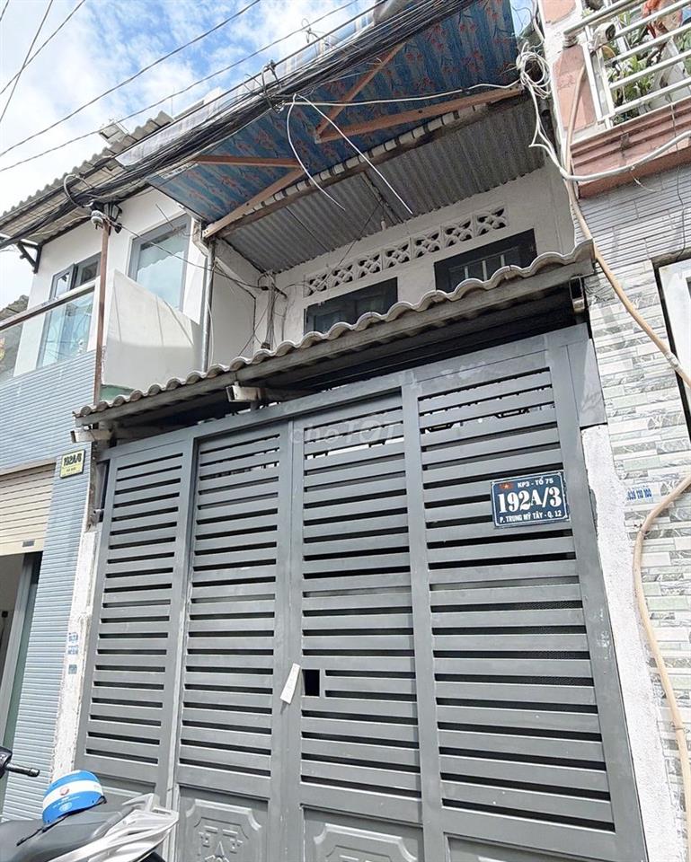 Nhà hẻm Cách nguyễn ánh thủ 50m sổ hồng riêng 