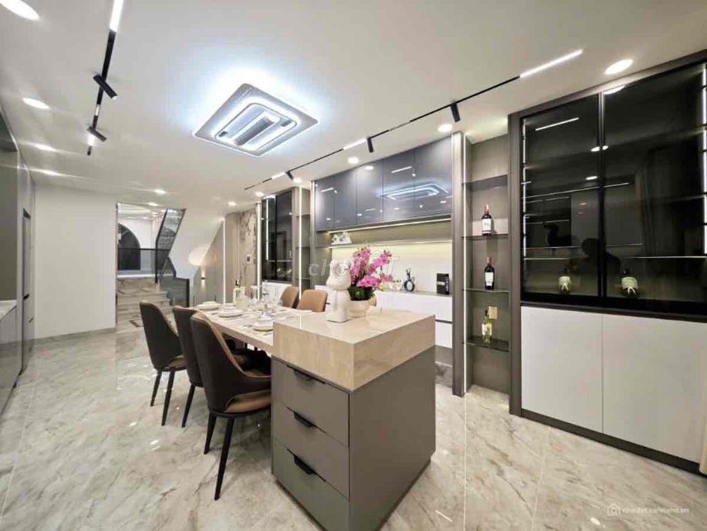 Bán nhà mới An Nhơn 4x21m, 3 lầu có thang máy, ô tô vào nhà – giá 14,6