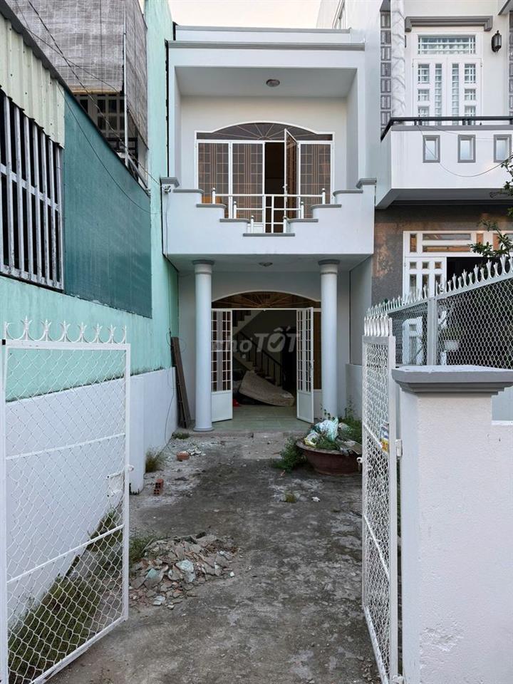 Chính chủ - Cần bán nhà 1 trệt 1 lầu Đường Trần Quang Diệu