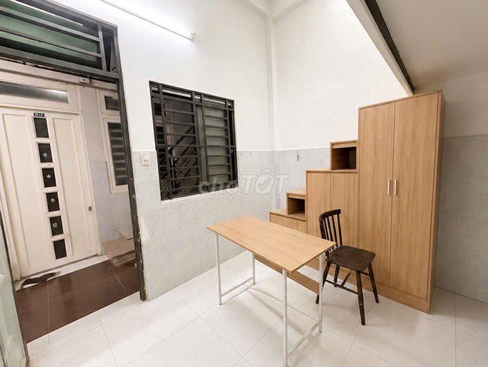 PHÒNG TRỌ MỚI 100% CÁCH Đ H VĂN HIẾN 1km5 - THANG MÁY- BẢO VỆ