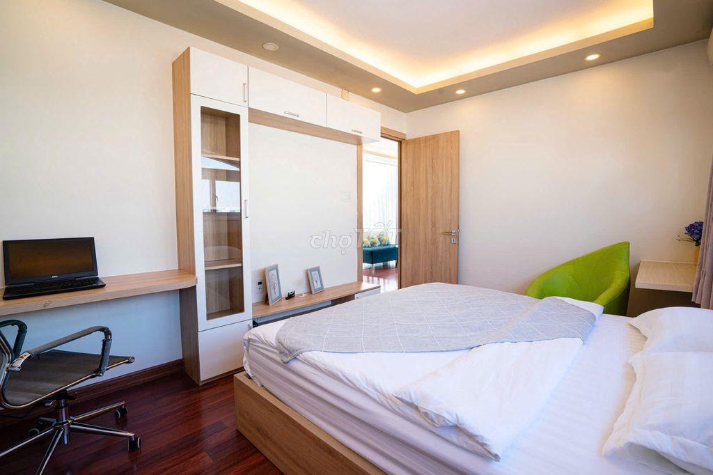 Cho thuê căn hộ 2PN Bạch Đằng-Sân Bay Tân Sơn Nhất, ĐH Swinburne, UFM