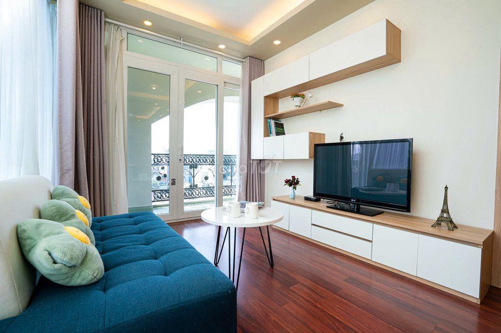 Cho thuê căn hộ 2PN Bạch Đằng-Sân Bay Tân Sơn Nhất, ĐH Swinburne, UFM