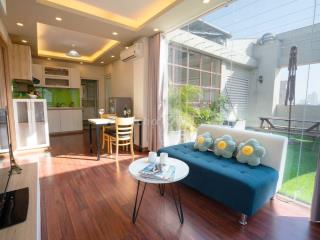 Cho thuê căn hộ 2PN Bạch Đằng-Sân Bay Tân Sơn Nhất, ĐH Swinburne, UFM