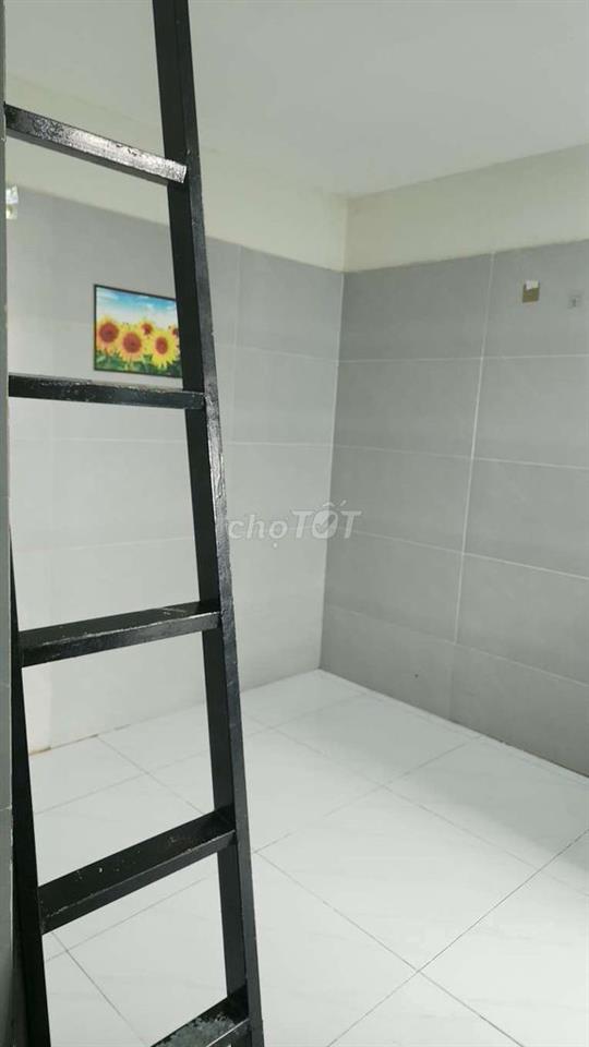 Tìm bạn nữ ở ghép phòng