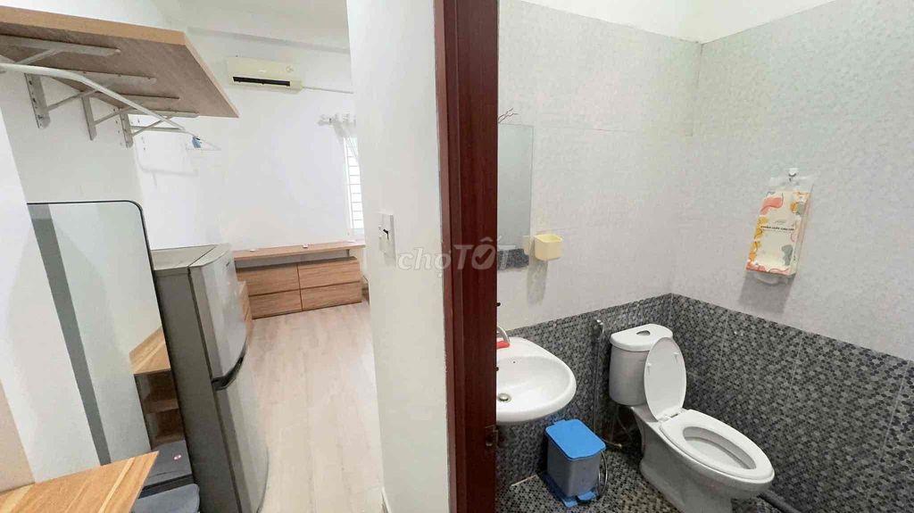 Pass phòng trọ khu vực ngã tư hàng xanh, gần trung tâm