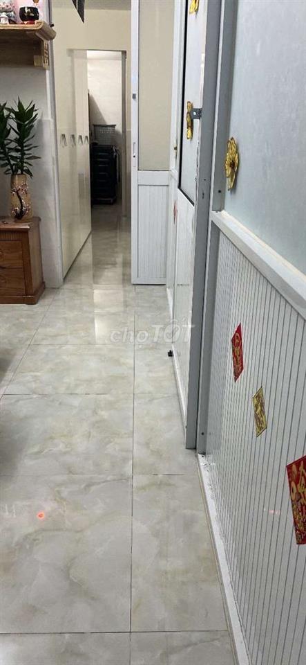 Cần bán nhà Cư xá Vĩnh Hội quận 4