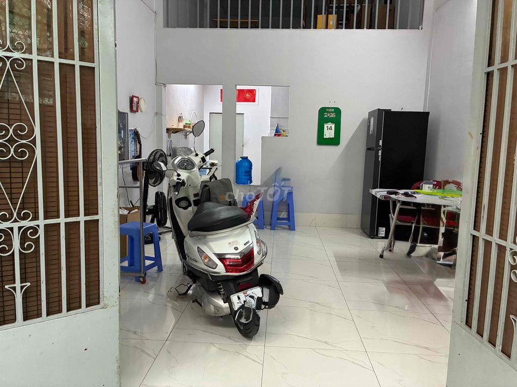CHO THUÊ NGUYÊN CĂN, NHÀ GÁC LỬNG, VÀO Ở NGAY. GẦN AEON MALL TÂN PHÚ,