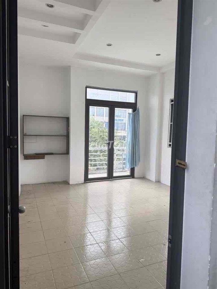 CHO THUÊ NHÀ MẶT TIỀN 108 UNG VĂN KHIÊM – BÌNH THẠNH