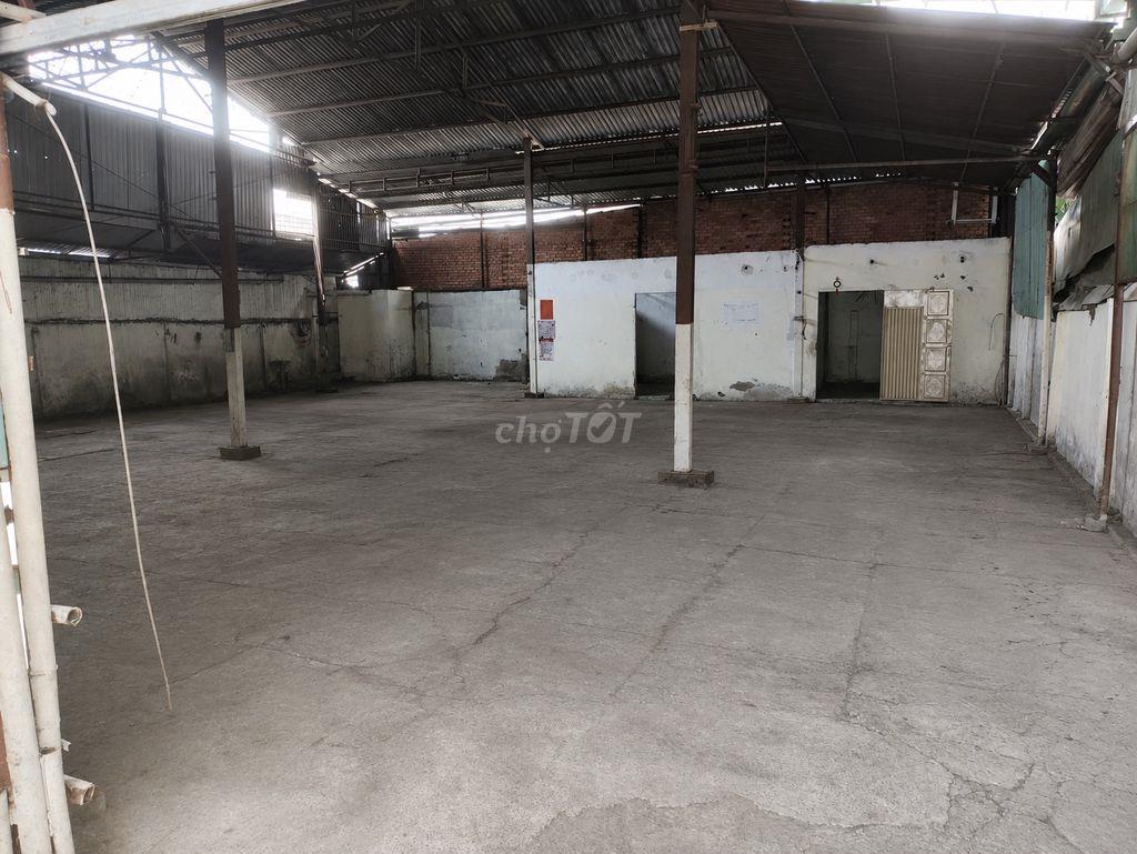 Cho thuê nhà xưởng ở quốc Lộ 22 ngay bến xe An Sương