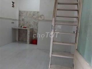 nhà thoáng mát, sạch sẽ.Khu vực an ninh 