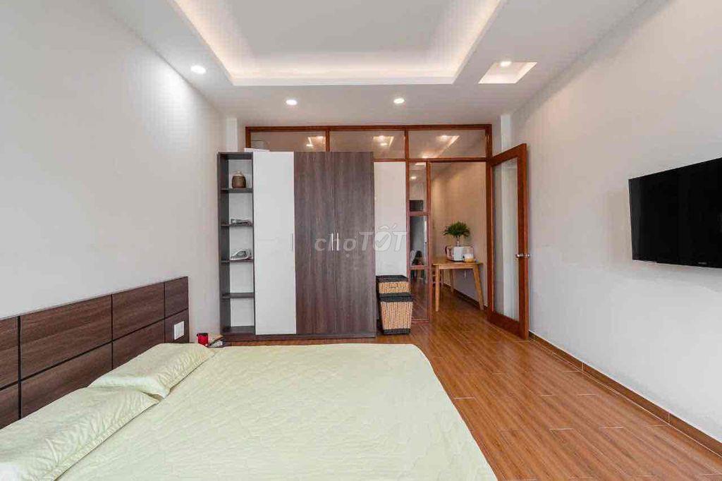 1 PHÒNG NGỦ BAN CÔNG FULL NỘI THẤT NGAY TRUNG TÂM